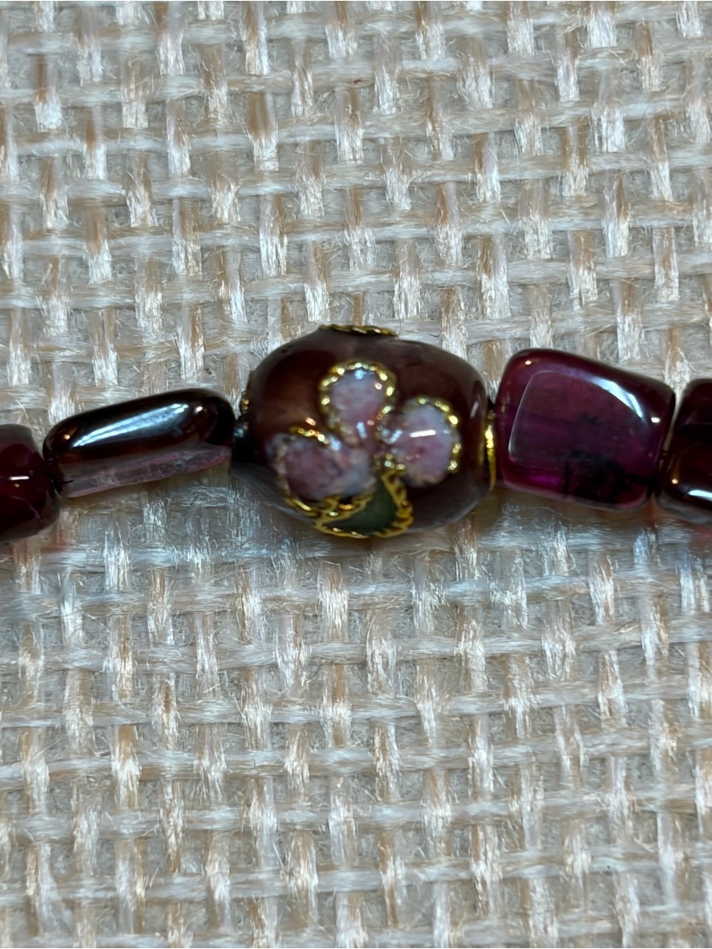 Garnet & Cloisonné Bracelet with Gold Magnetic Clasp - Picture 4 of 7